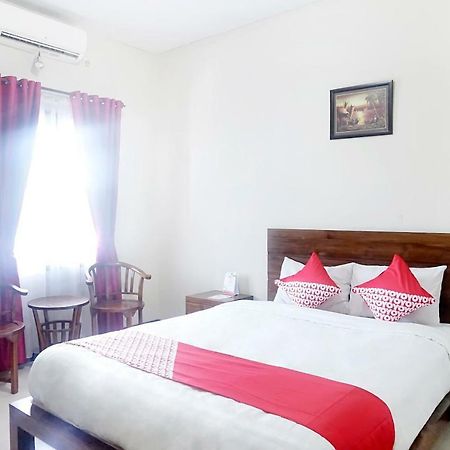 Oyo 627 Tirta Kencana Syariah Otel Pekanbaru Dış mekan fotoğraf